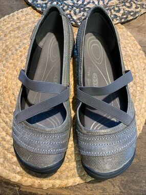 Keen Women's Rivington Rustic Gray Cross-Strap Slip-On Leather Mary Janes